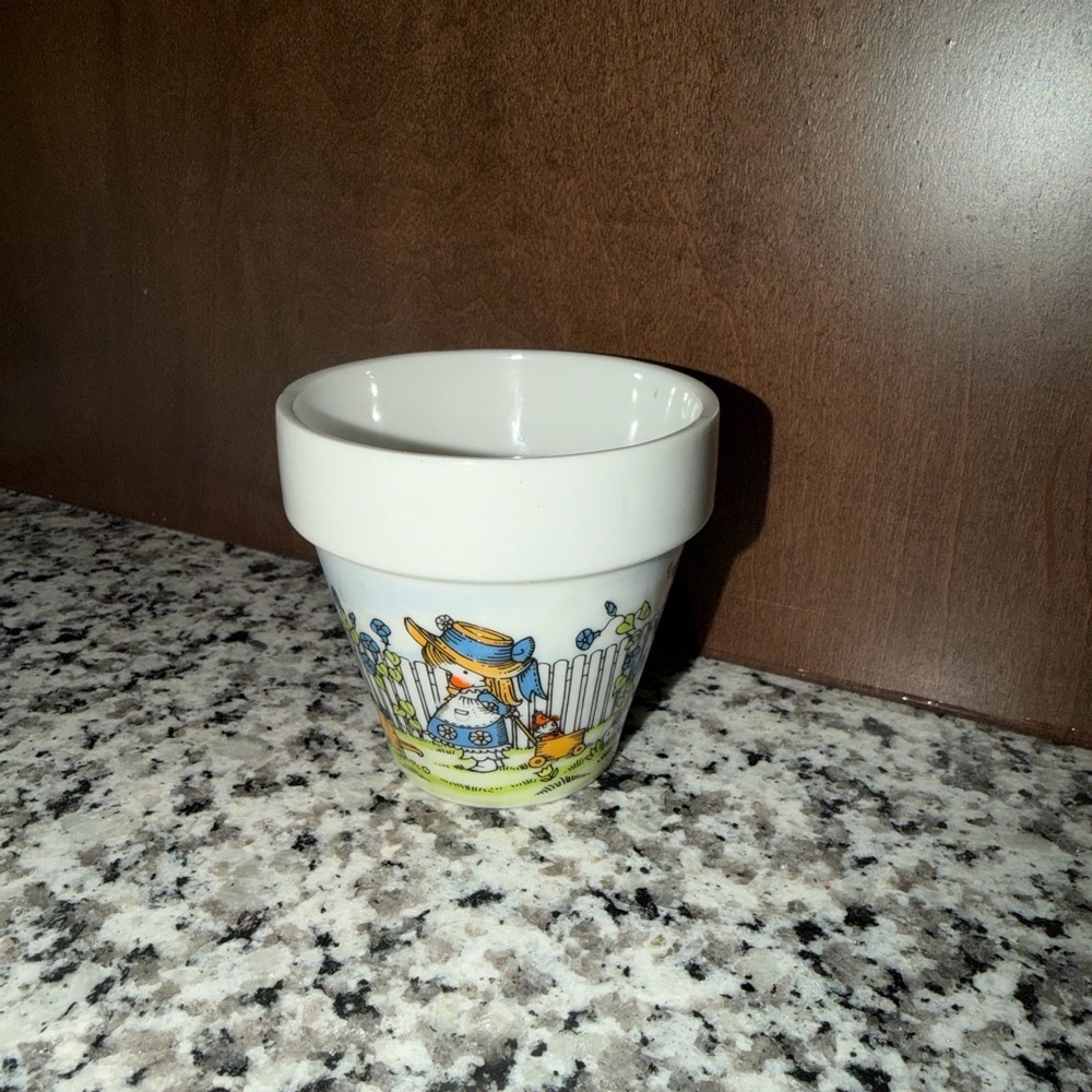 Vintage Enesco 1976 Petticoats and‎ Pantaloons Ceramic Mini Flower Pot
